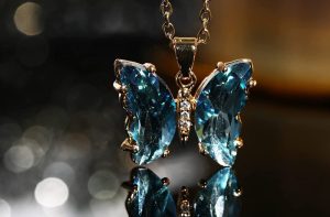 Butterfly-Iridescent-Crystal-Necklace