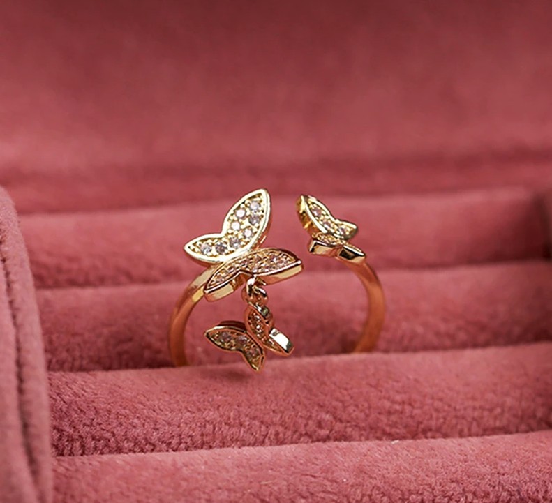 Buy Plain Gold Butterfly Ring for Girls | Parakkat Jewels