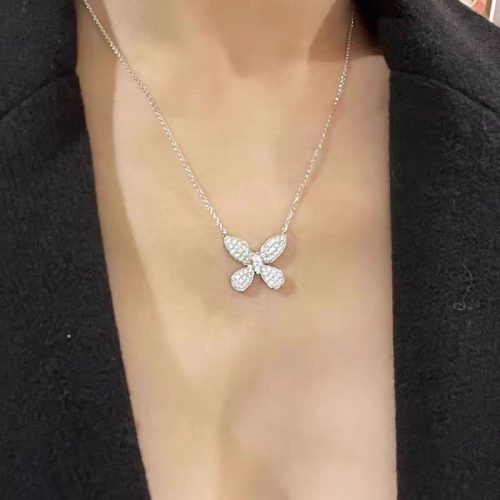 18K White Gold Sapphire Butterfly  Pendant Necklaces photo review